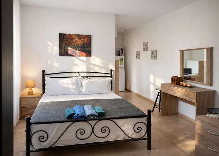 Olive Tree House,agios Gordios * 아기오스고르디오스
